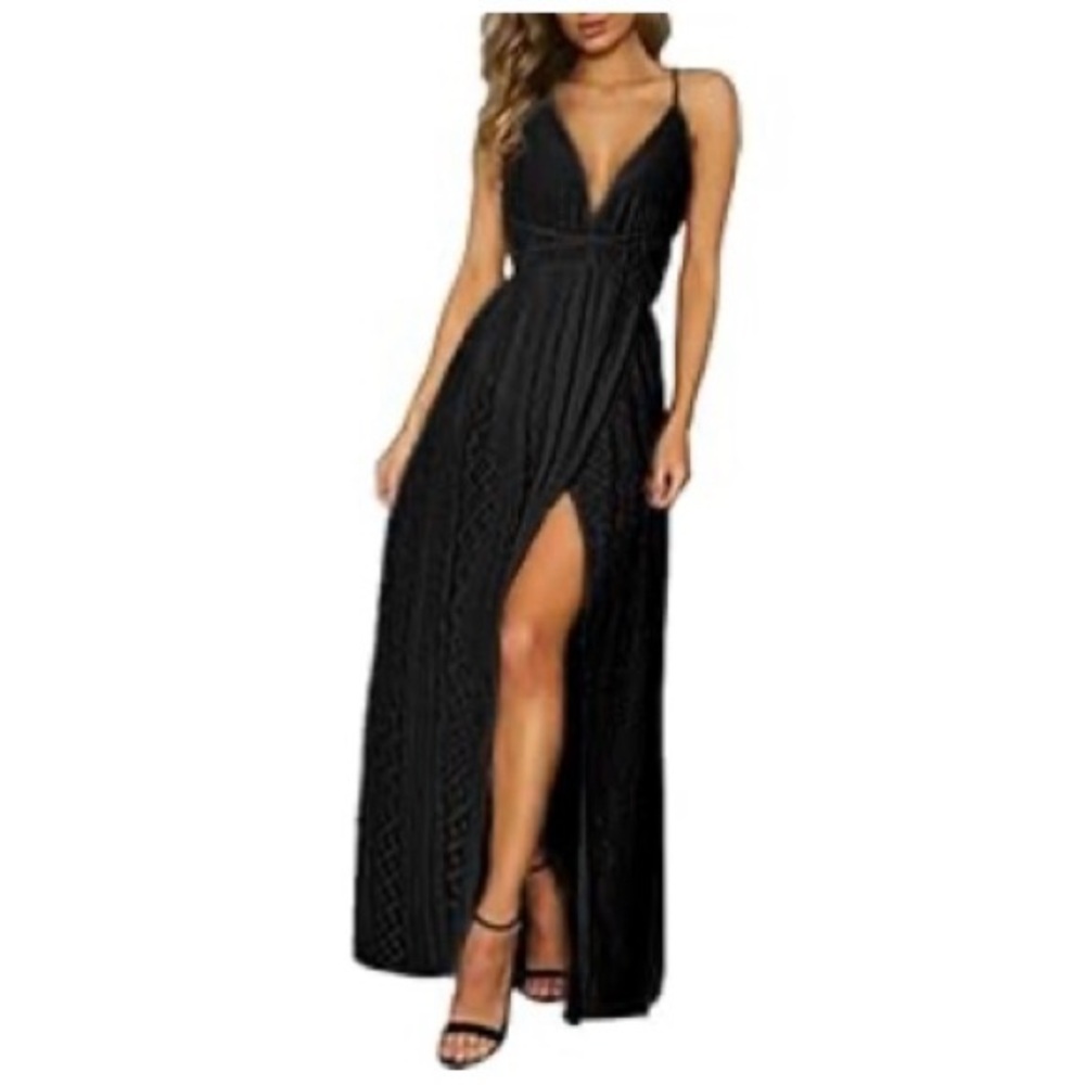 Black lacy maxi dress